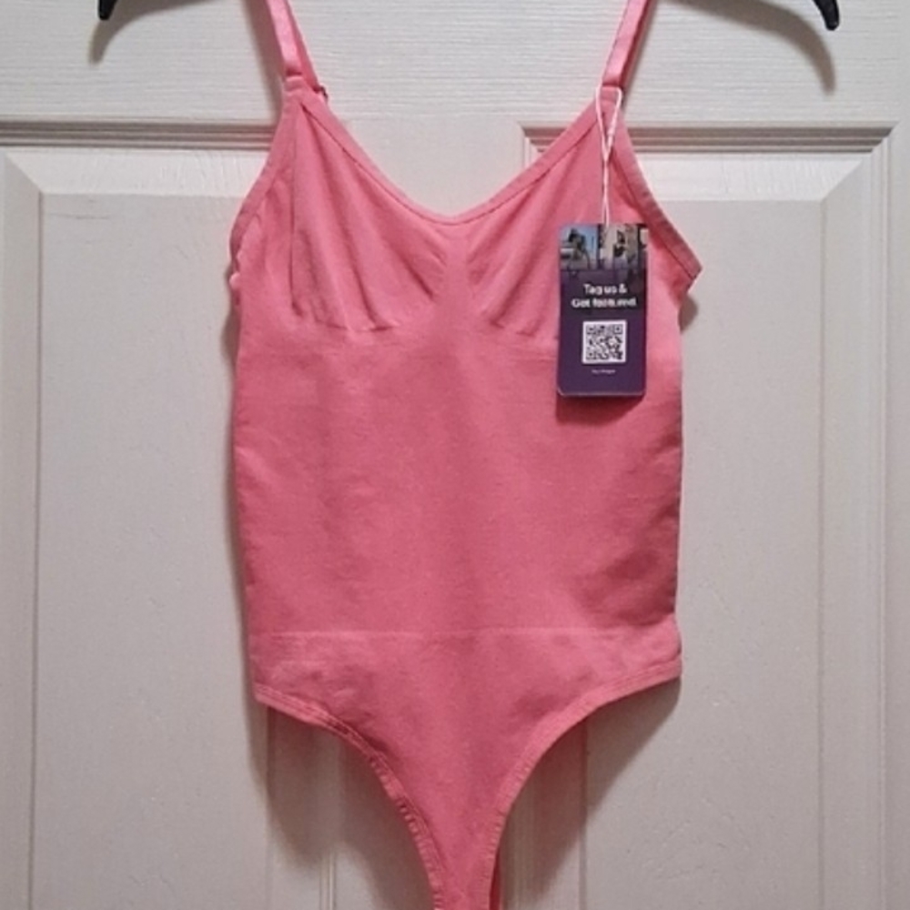 NWT Coral / Pink HeyShape Snatched Shapewear Bodysuit  Adj. Straps Tummy Control